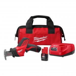 SIERRA SABLE MILWAUKEE A BATERIA 12 VOLT - 2.0 AMP.